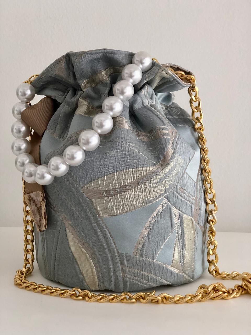 Silver Leaf Balde Bag